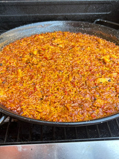Una foto de Paella de Secreto ibérico