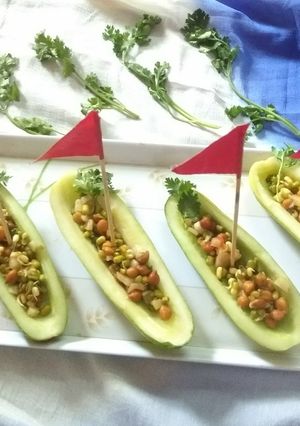 A picture of Sprouts chat in cucumber boat.
