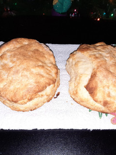 A picture of Biscuits.
