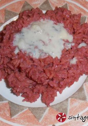 Φωτογραφία της συνταγής Risotto παντζάρι-gorgonzola. Ρουμπινί και υπέροχο