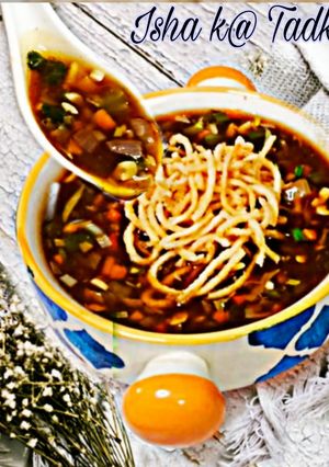 મનચાઉં સૂપ (Manchow Soup Recipe In Gujarati) રેસીપી મુખ્ય ફોટો