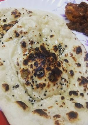 A picture of Butter naan on tawa.