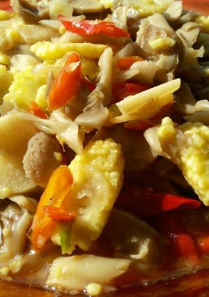 Foto resep Tumis Pedas Maitake Jagung Muda