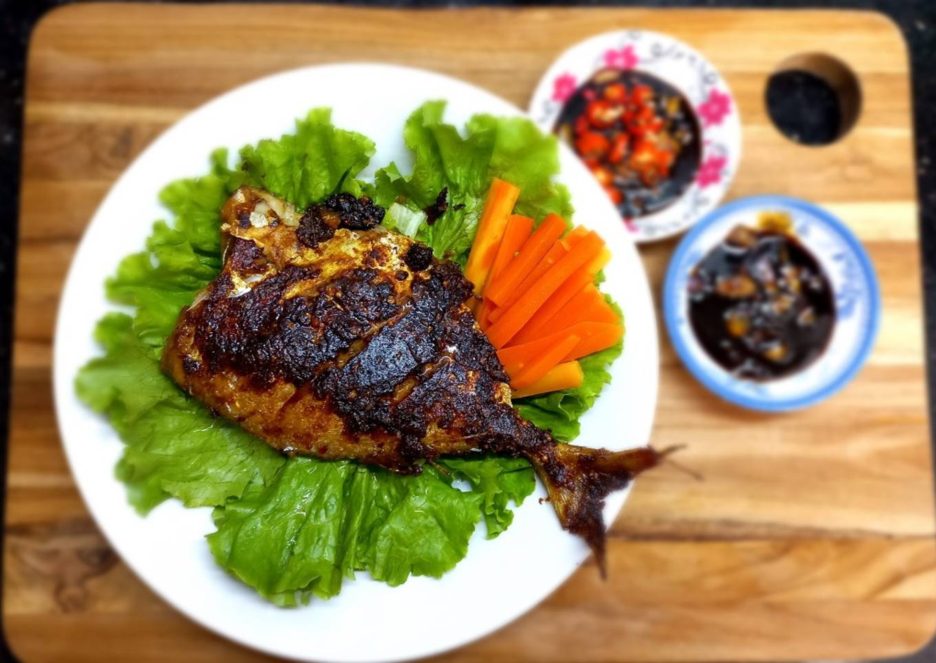 Ikan kuwe bakar teflon