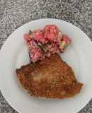 Pescado apanado con ensalada de quinua
