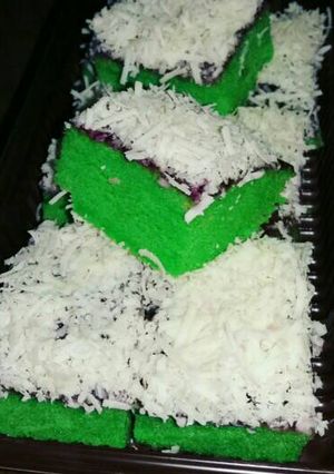 Foto resep Bolu Pandan Kukus with bluberry & cheese