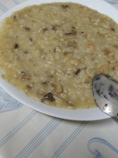 Una foto de Risotto mare monti con champiñones y gambas TM6