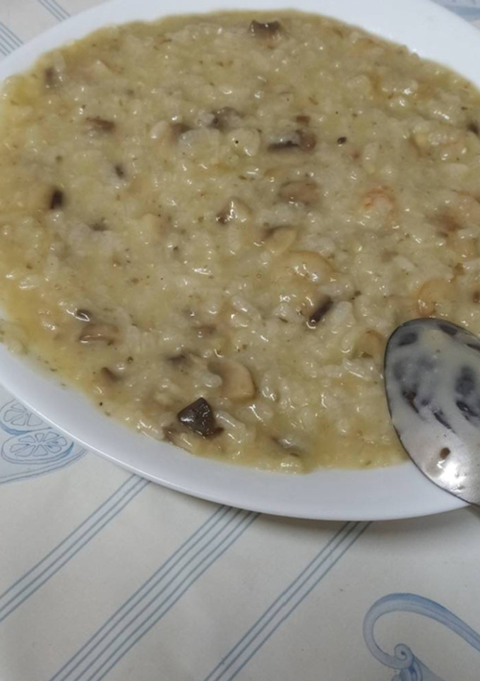 Una foto de Risotto mare monti con champiñones y gambas TM6