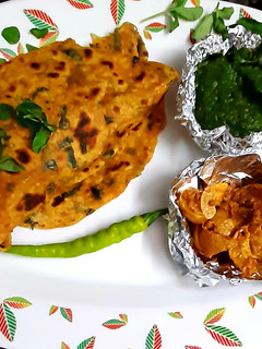 मेथी थेपला(methi thepla recipe in Hindi) रेसिपी मुख्य फोटो