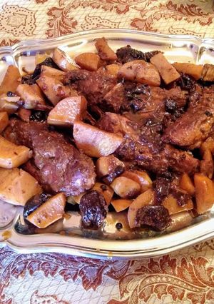 Una foto de Lomo de cerdo con ciruelas