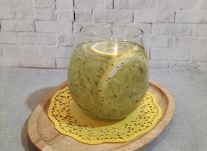 Foto resep 712. Es Lemon Melon Sereh Madu Chiaseed