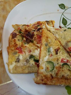 A picture of Omelette for breakfast.