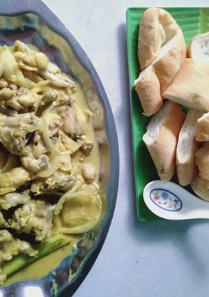 Hình của món Ếch xào lăn.