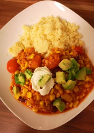 Rote Linsen Chili mit Couscous - Chili sin Carne Rezepthauptbild