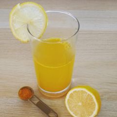 A picture of Lemon Detox Drink 🍋.