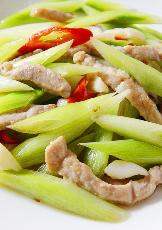【厚生廚房】鮮炒碧玉筍肉絲 的食譜成品照片