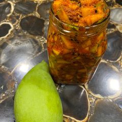 A picture of Instant Mango Pickle.