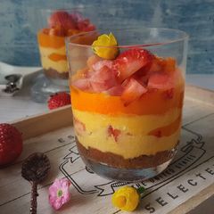 A picture of Mango cheesecake parfait.