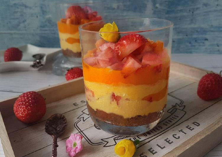 Recipe of Homemade Mango cheesecake parfait