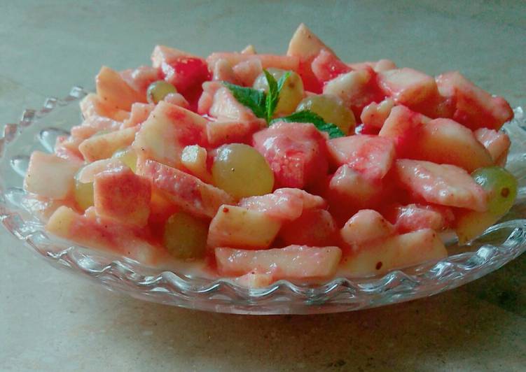 Steps to Make Favorite Rohafza fruit chaat