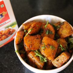 A picture of Achari Aloo.