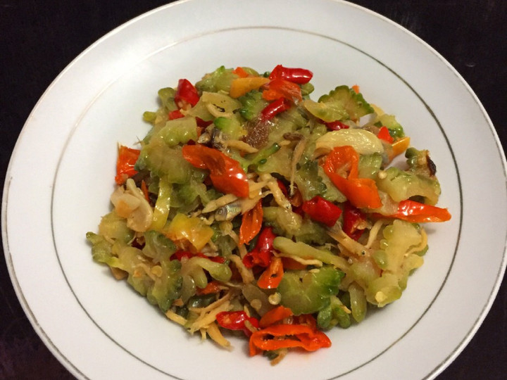 Langkah Mudah untuk Membuat Tumis Pare teri Medan pedas, Lezat Sekali