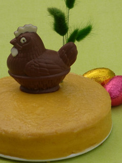 Una foto de Mona de Pascua de yema (con y sin Thermomix) típica de Cataluña