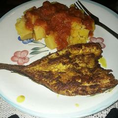 A picture of Hubbard squash and baby hake.