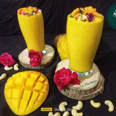 A picture of Mango Kaju Milkshake.