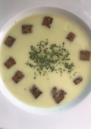 Póréhagyma krémleves recept fotója