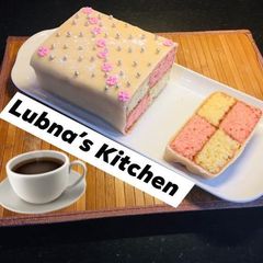 A picture of Battenberg cake.