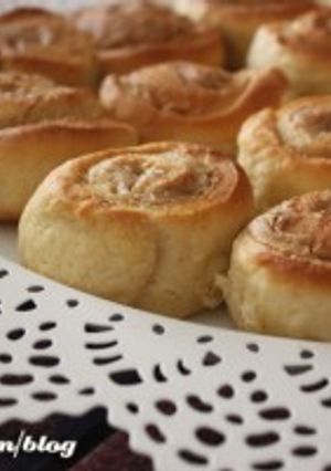 Una foto de Rollitos de crema de cacahuete
