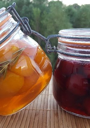 Une photo de Fruits au sirop