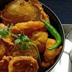 A picture of Rice potatoes Pakoda.