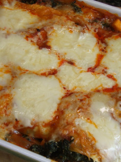 Una foto de Lasaña de pollo y espinacas con queso fresco