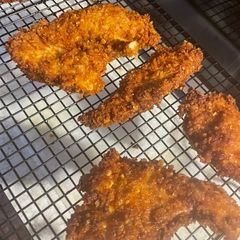 A picture of Parmesan crusted chicken.