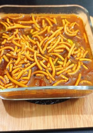 सेव टमाटर की सब्जी (Sev tamatar ki sabzi recipe in hindi) रेसिपी मुख्य फोटो