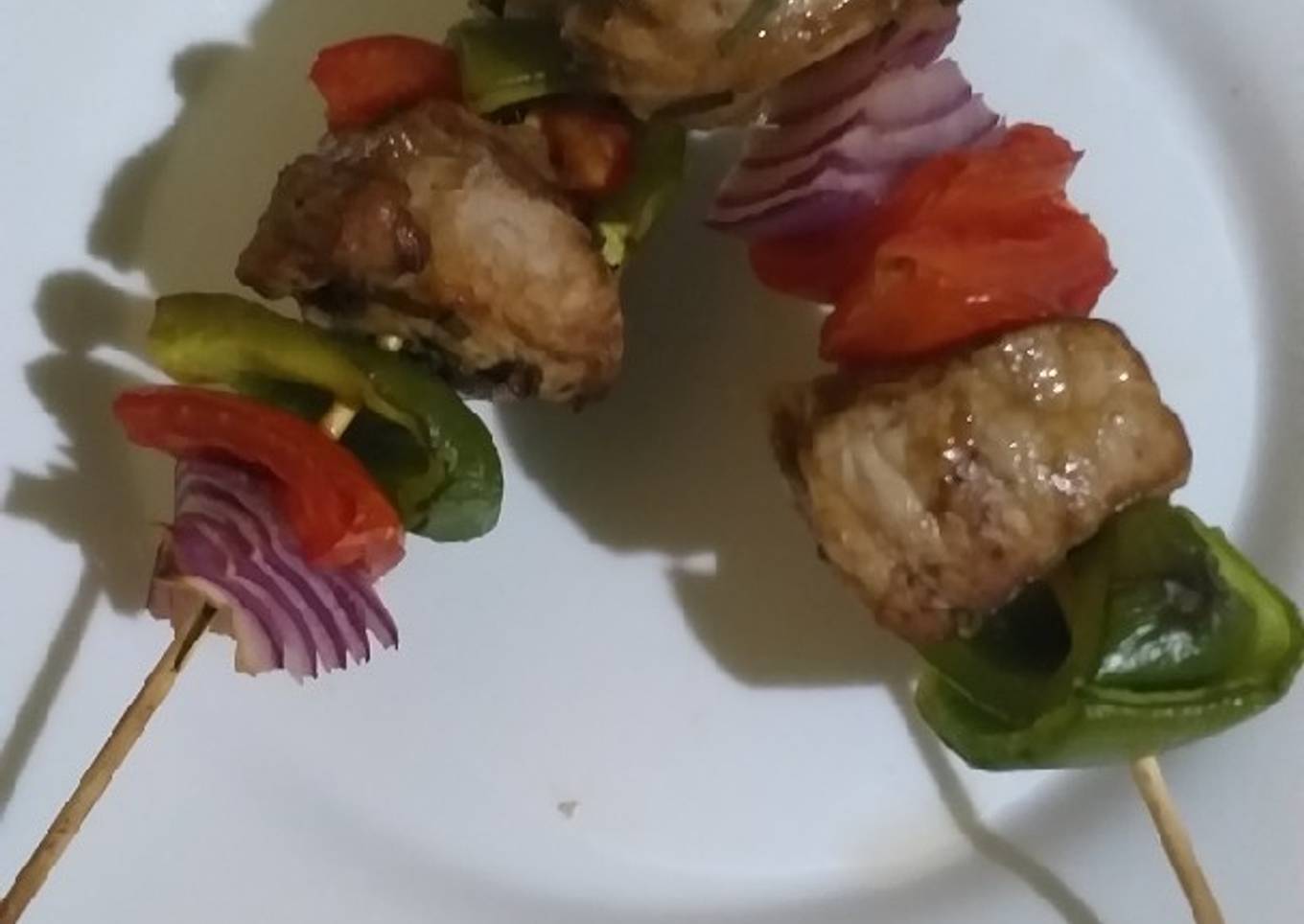 Brochetas de res