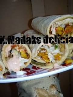 A picture of Chicken shawarma.