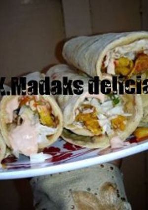 A picture of Chicken shawarma.