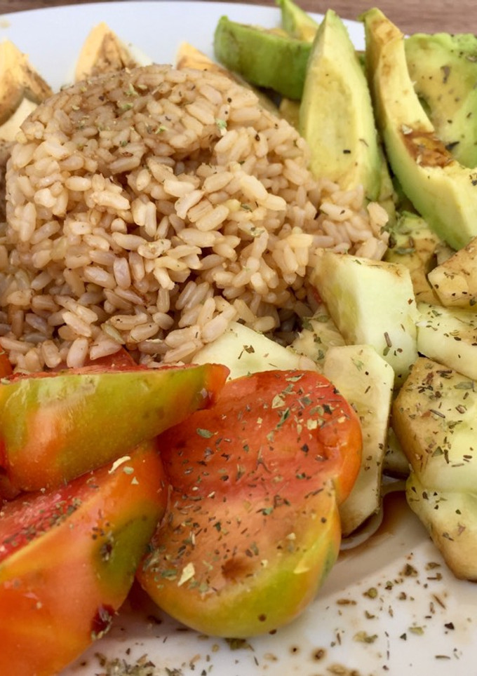 Una foto de Ensalada de verano con caballa