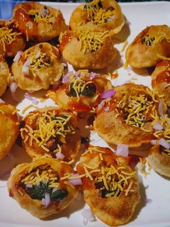 দই ফুচকা(Dahi puri recipe in bengali) রেসিপির প্রধান ছবি
