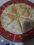 Quesadilla de pollo y jamón