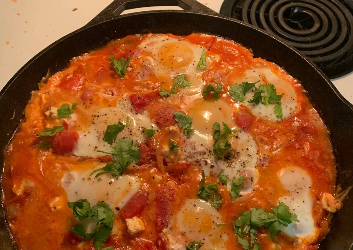 How to Prepare Any-night-of-the-week Yummy Shakshuka with Feta