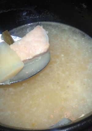 A picture of Spicy pork/potato soup (YUM).