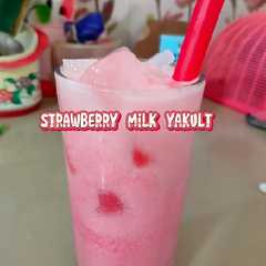 Strawberry milk yakult 🍺🍓 রেসিপির প্রধান ছবি