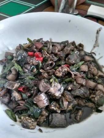 Cara Gampang Menyiapkan Resep  Tumis tinta cumi asin ala mas ganteng yang Bisa Manjain Lidah, Lezat