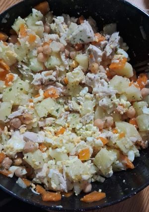 Una foto de Ensalada de Pollo y Verduras