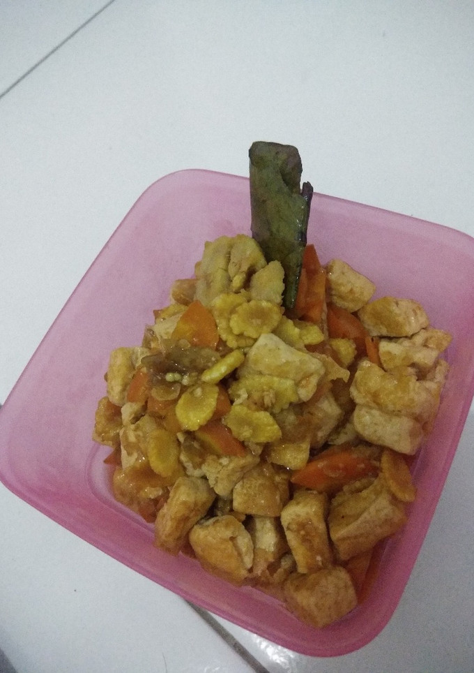 Foto resep Oseng tahu wortel dan baby corn kreasi magic com ala anak kos