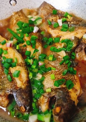 Hình của món Cá sặc rằn kho.